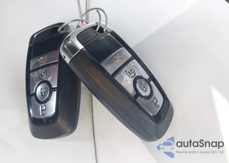 2024 Ford Bronco Outer Banks z USA, uszkodzony, nr VIN 1FMDE8BH9RLB06166